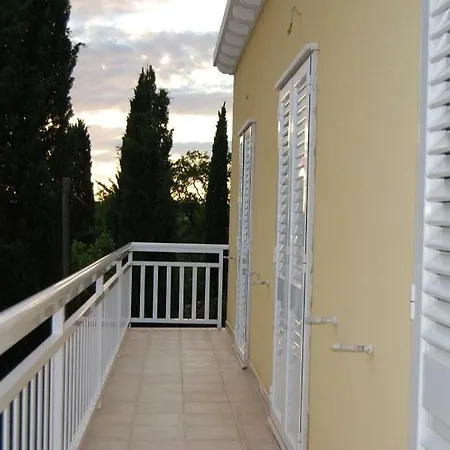 House 193309-holiday Franusic Apartman Cilipi